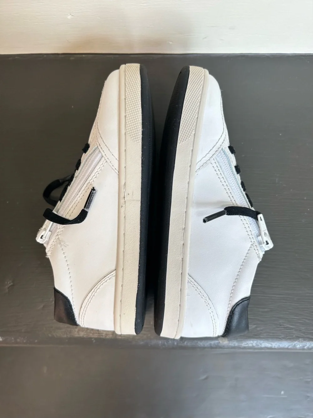 Old Soles Toddler Boy White Star Zipper Leather Sneaker, Size 29, 11.5-12 US